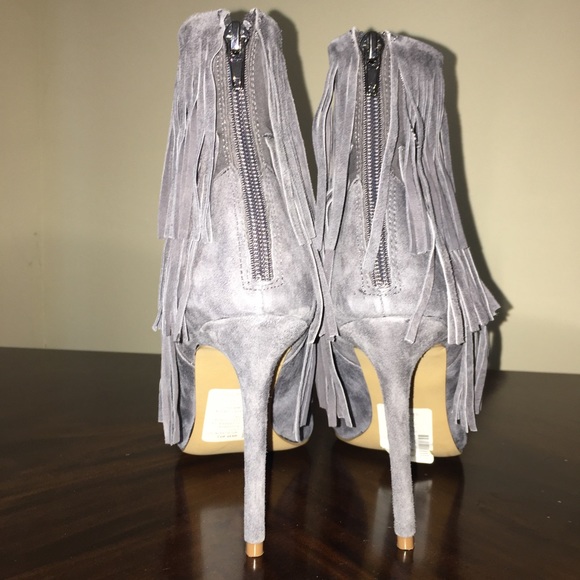 Steve Madden Grey suede flapper fringe  booties - Picture 6 of 7